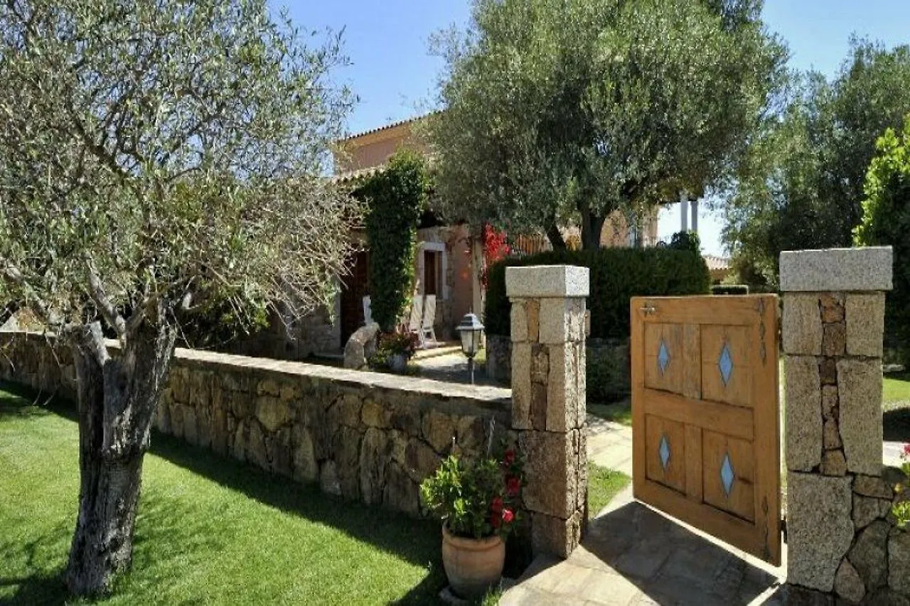 Residence Li Frauli San Teodoro