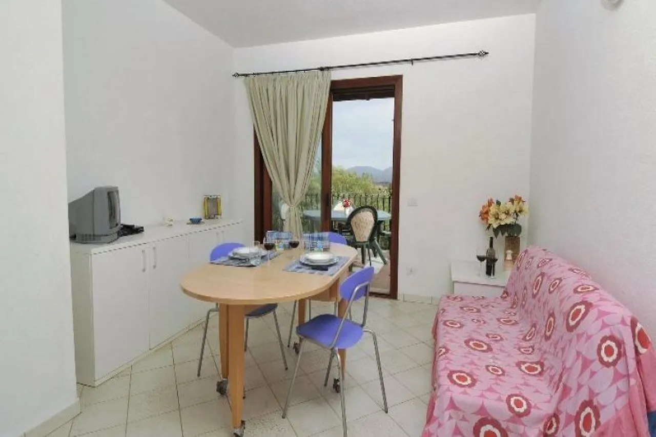 Residence Li Frauli San Teodoro  San Teodoro (Sardinia)